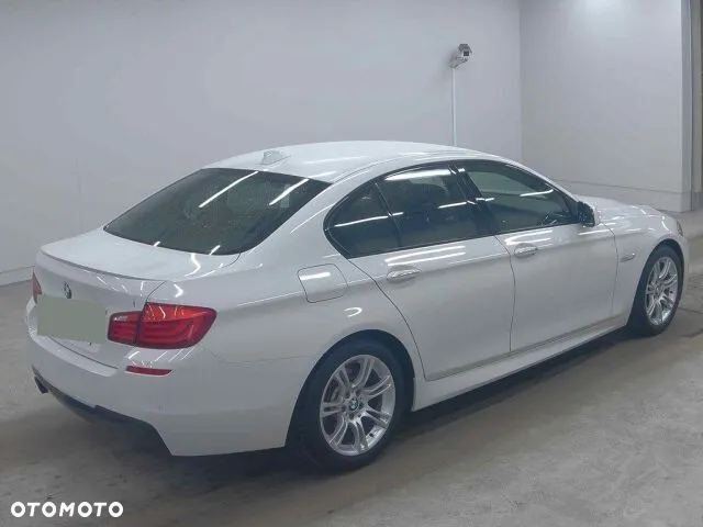 BMW Seria 5 528i Sport-Aut - 13