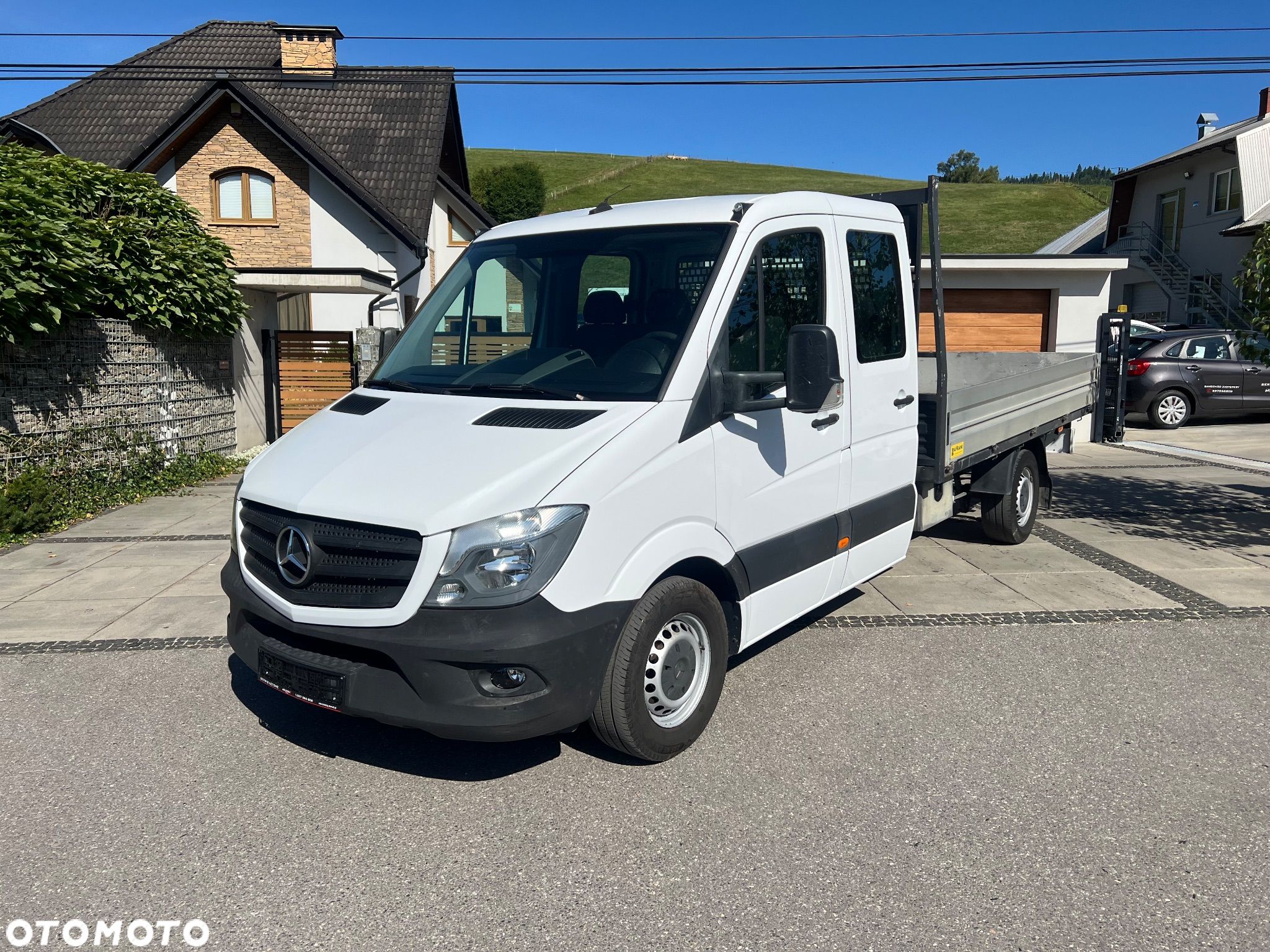 Mercedes-Benz Sprinter - 1