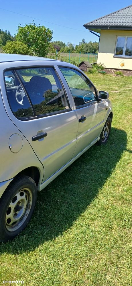 Volkswagen Polo - 13