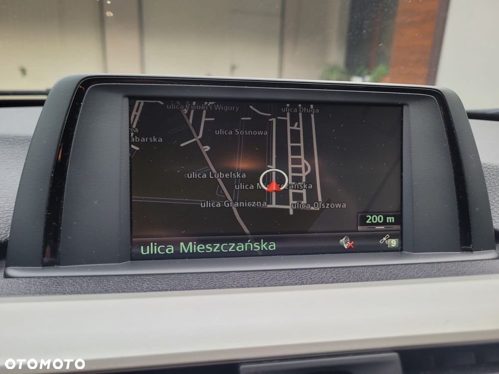 BMW Seria 3 320d Edition M Sport Shadow - 37