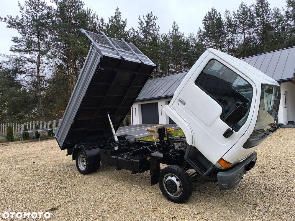 Nissan Cabstar - 13