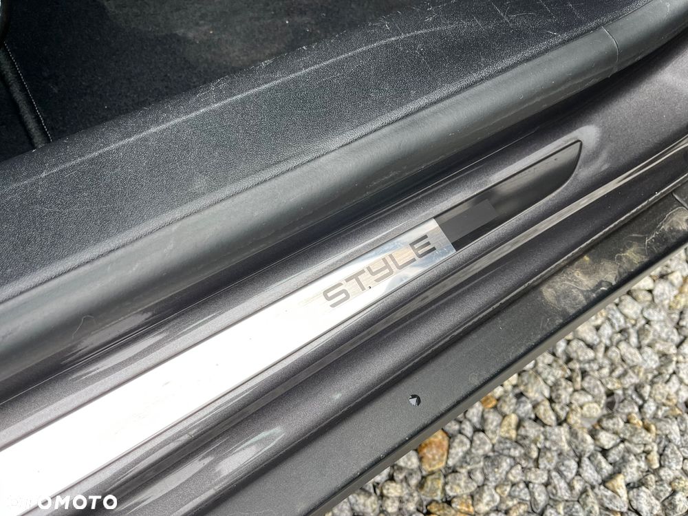Peugeot 2008 Blue-HDi FAP 100 STOP & START Style - 14