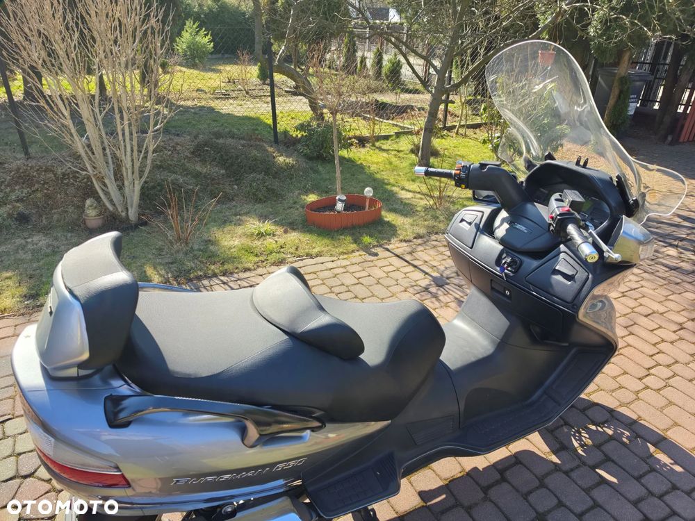 Suzuki Burgman - 7