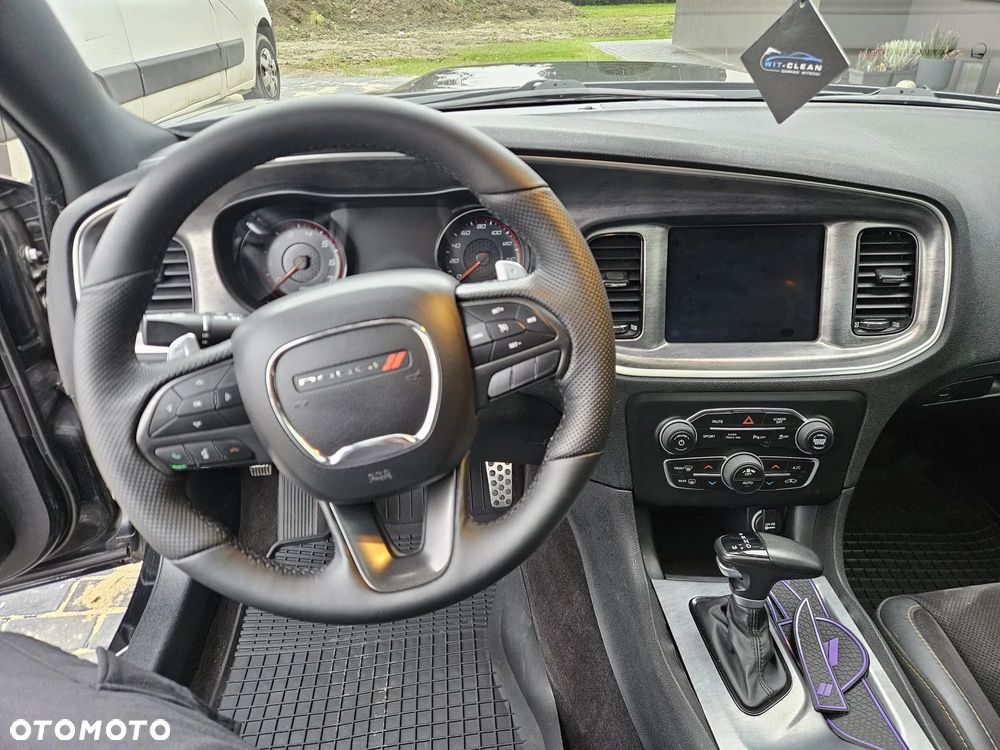Dodge Charger 5.7 R/T Daytona - 9