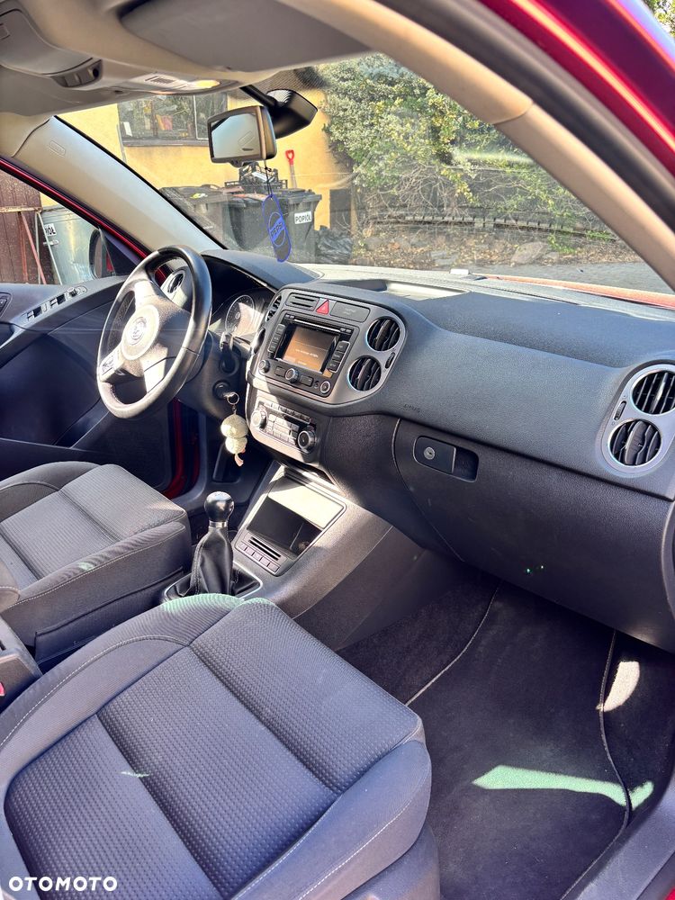 Volkswagen Tiguan - 5