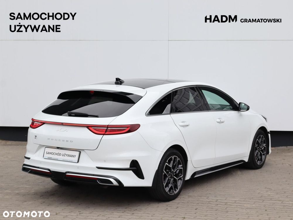 Kia ProCeed 1.5 T-GDI GT Line - 3