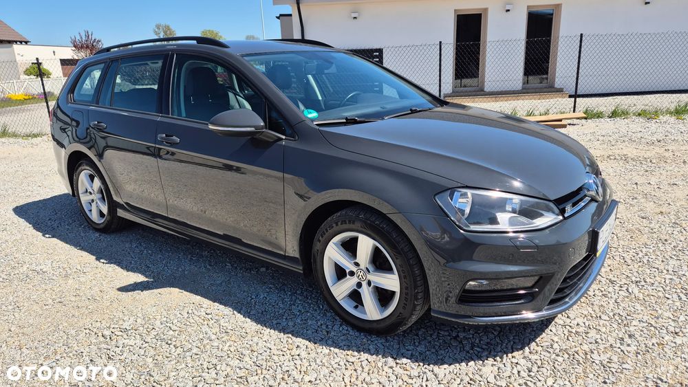 Volkswagen Golf - 10