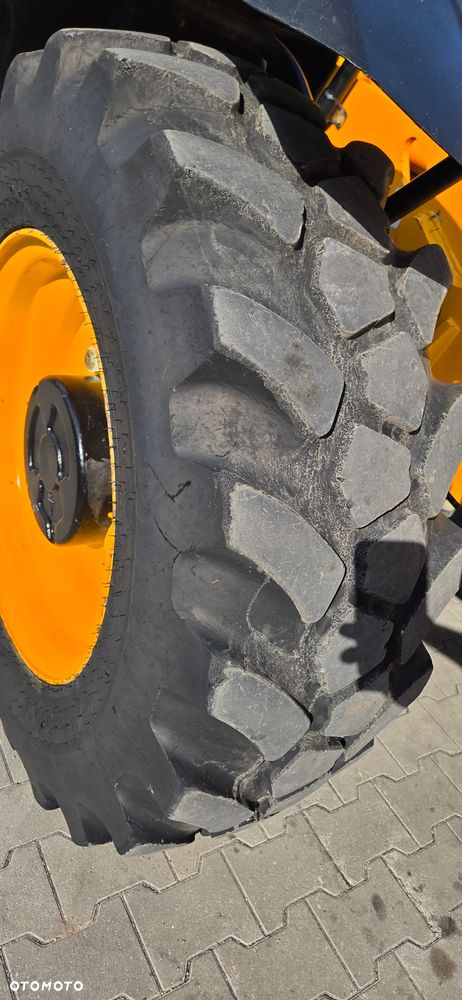 JCB <<JCB 540-140 Hi Viz, przebieg 4600 Mtg, 2017 rok!bez Dpf, opony 80% dobre,sprowadzona!>> - 12