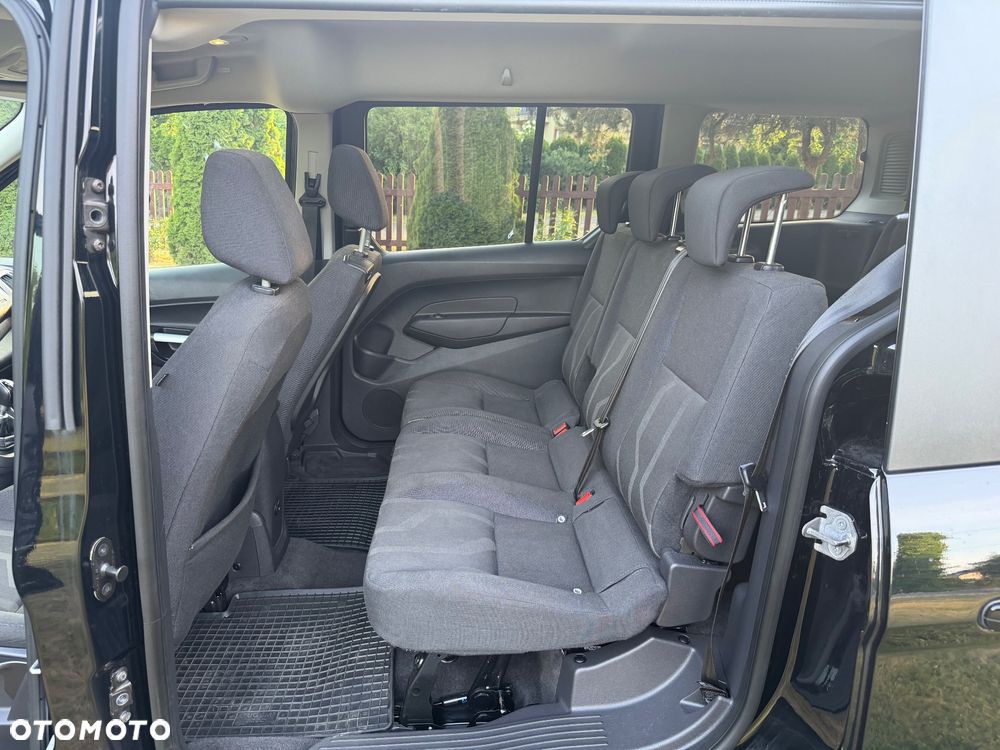 Ford Tourneo Connect 1.5 TDCi Start-Stop Titanium - 11