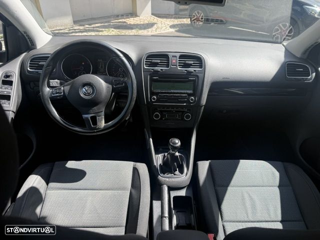 VW Golf 2.0 TDi Confortline - 16