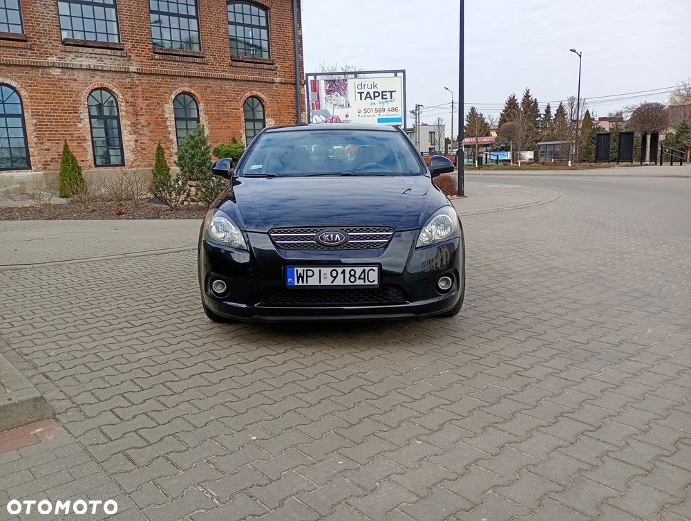 Kia ProCeed - 2