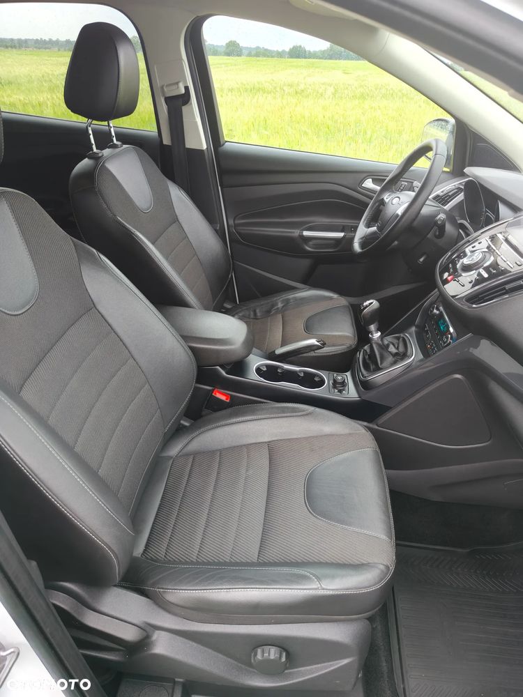 Ford Kuga 2.0 TDCi FWD Titanium - 7