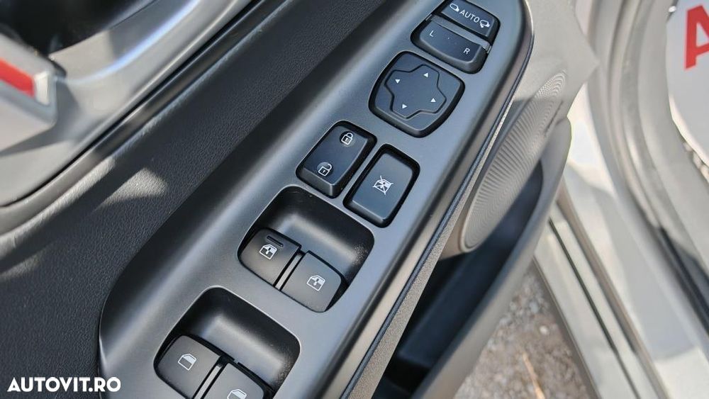Hyundai KONA BEV 204 CP 64.8 kWh Premium - 27