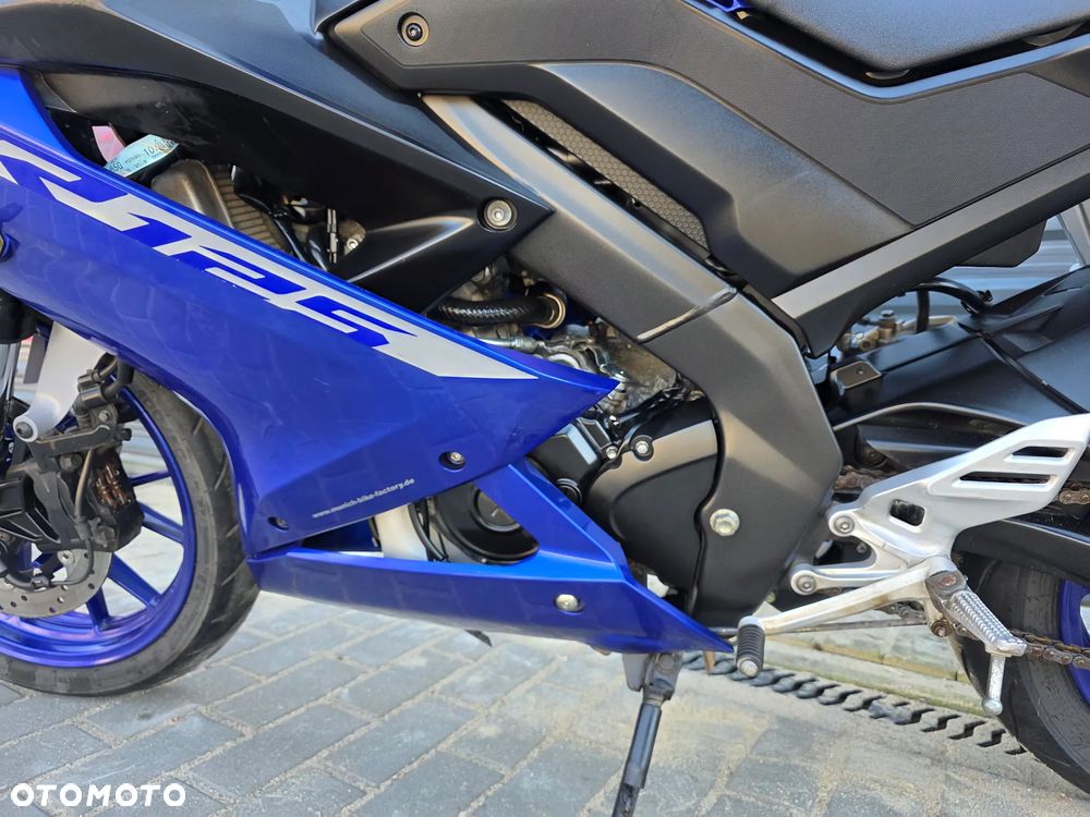Yamaha YZF - 22