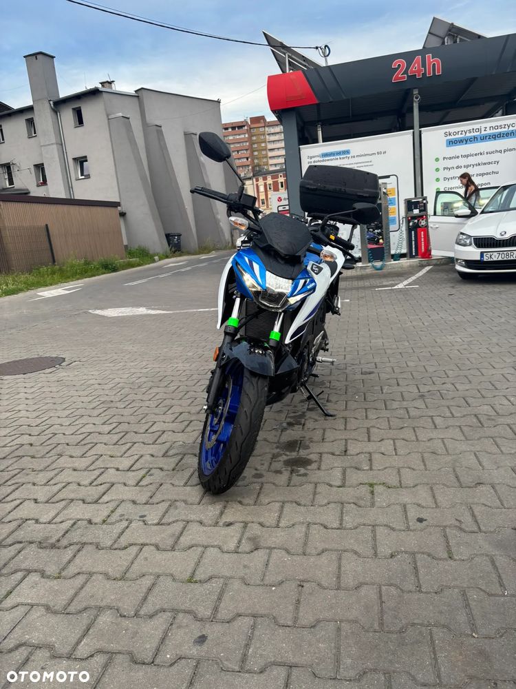 Suzuki GSX - 5