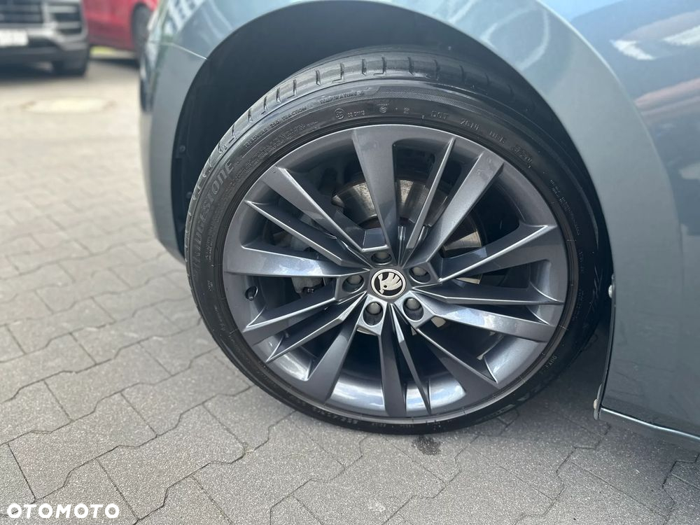 Skoda Superb 1.5 TSI Ambition DSG - 14