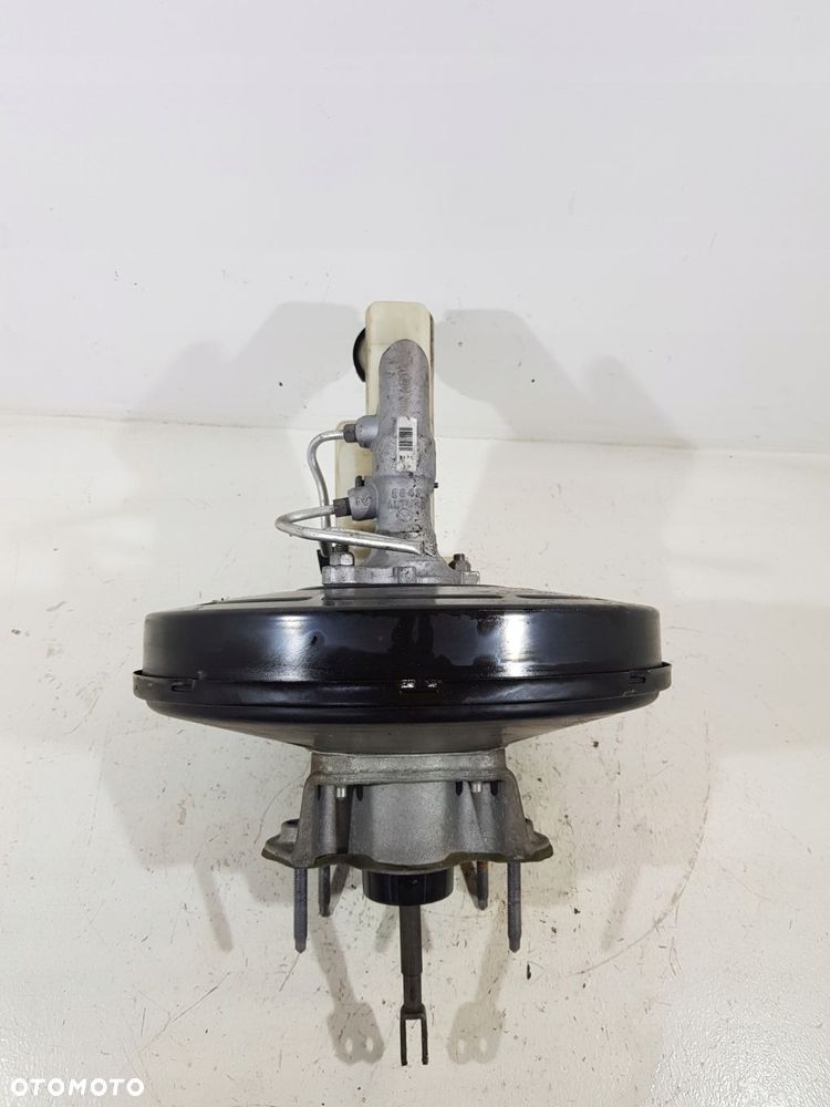 serwo hamulcowe 472100005r renault megane iii lift 12r eu 1.2 tce - 7