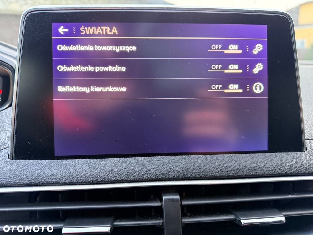 Peugeot 5008 BlueHDi 150 Allure - 25