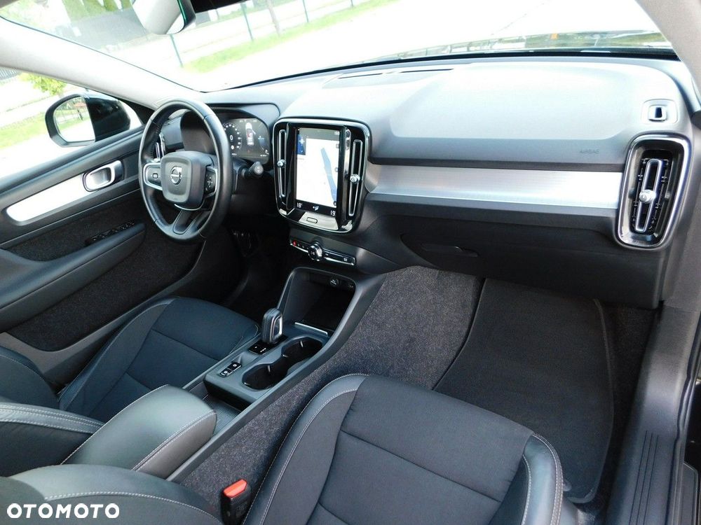 Volvo XC 40 T5 Plug-In Hybrid Momentum Pro - 7