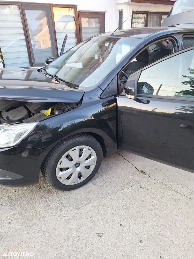 Ford Focus 1.6 TDCi Sport - 2