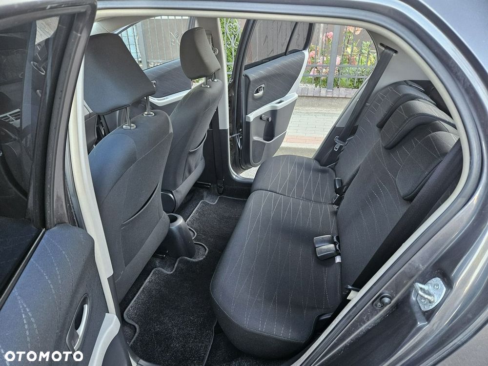 Toyota Yaris - 9