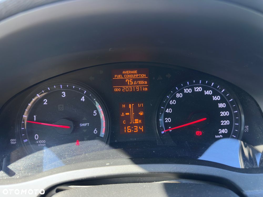 Toyota Avensis 2.0 D-4D Active - 9