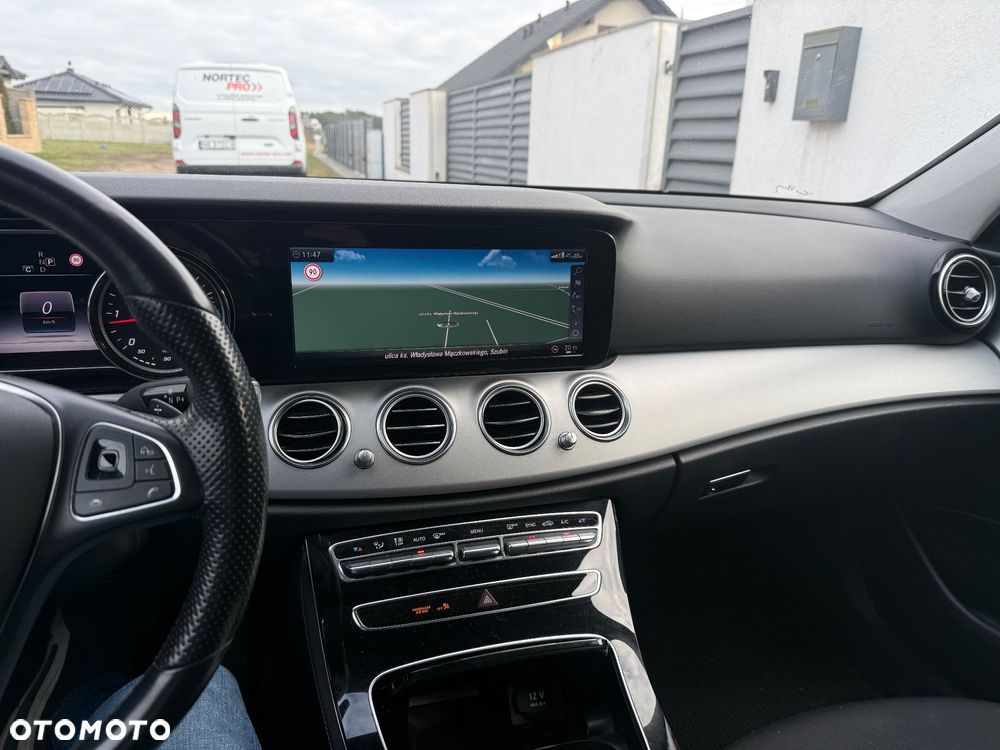 Mercedes-Benz Klasa E 220 d 9G-TRONIC Avantgarde - 9