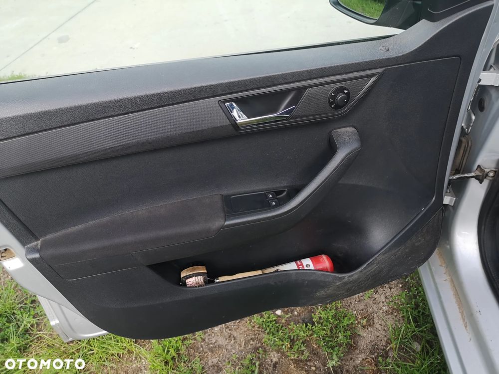 Skoda Fabia 1.0 TSI Active - 17