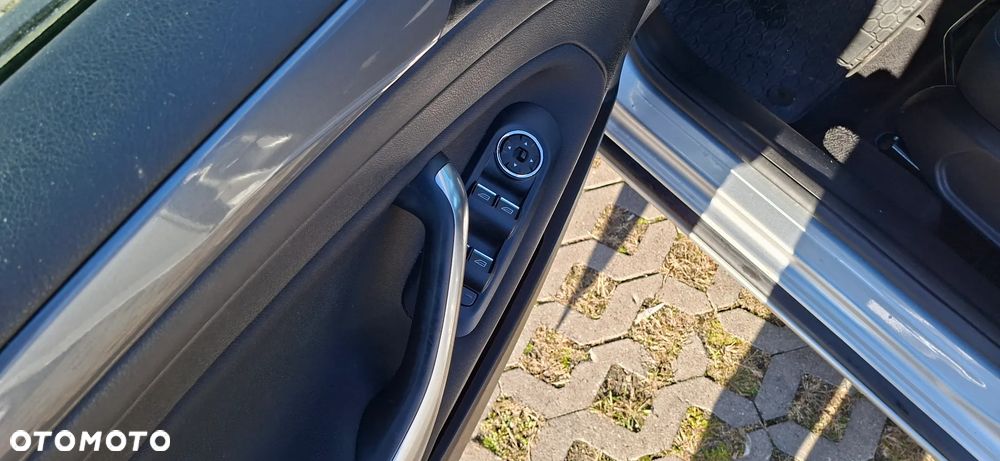 Ford Mondeo - 11
