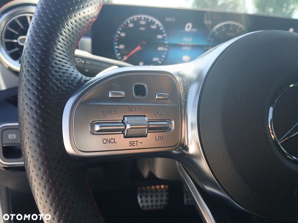 Mercedes-Benz CLA 250 e PHEV AMG Line 8G-DCT - 24