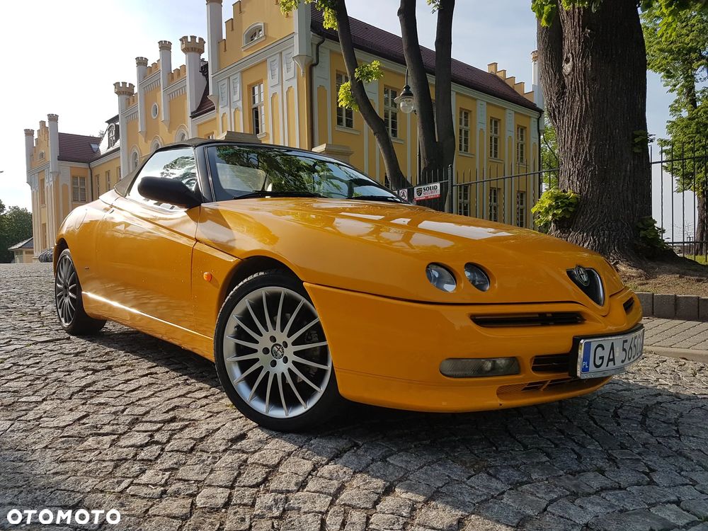 Alfa Romeo Spider - 2