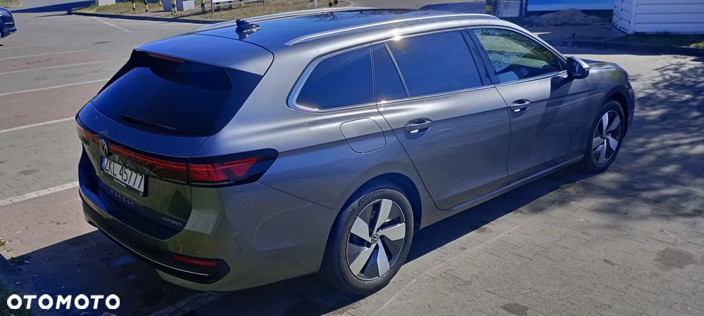 Volkswagen Passat - 5