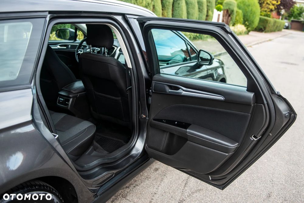 Ford Mondeo 2.0 EcoBlue Business Edition - 35