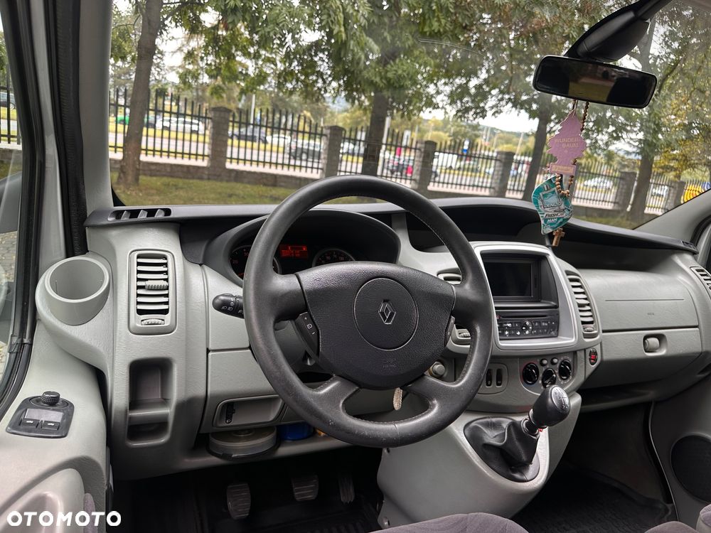 Renault Trafic Grand Passenger Expression - 7