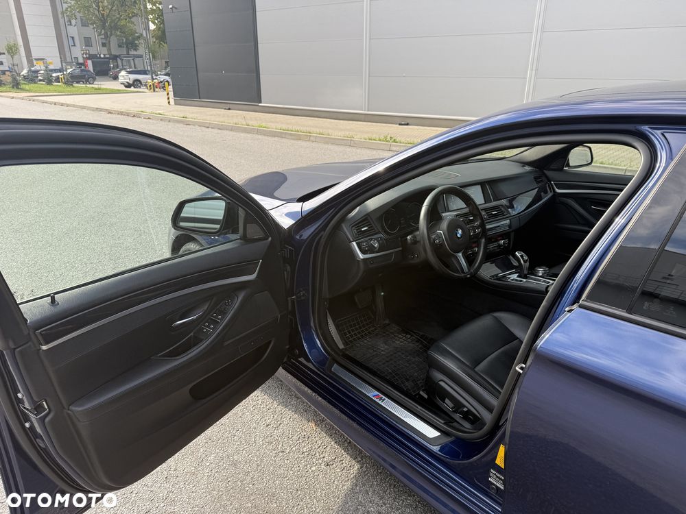 BMW Seria 5 528i xDrive Sport-Aut Modern Line - 15