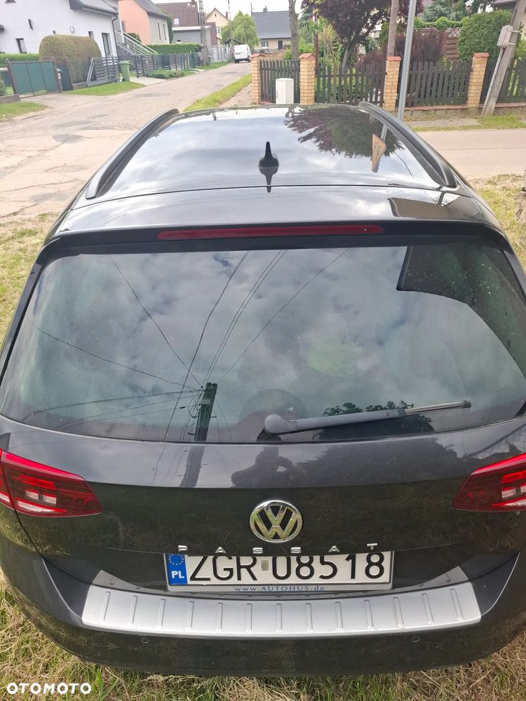 Volkswagen Passat 2.0 TDI (BlueMotion Technology) DSG Comfortline - 25