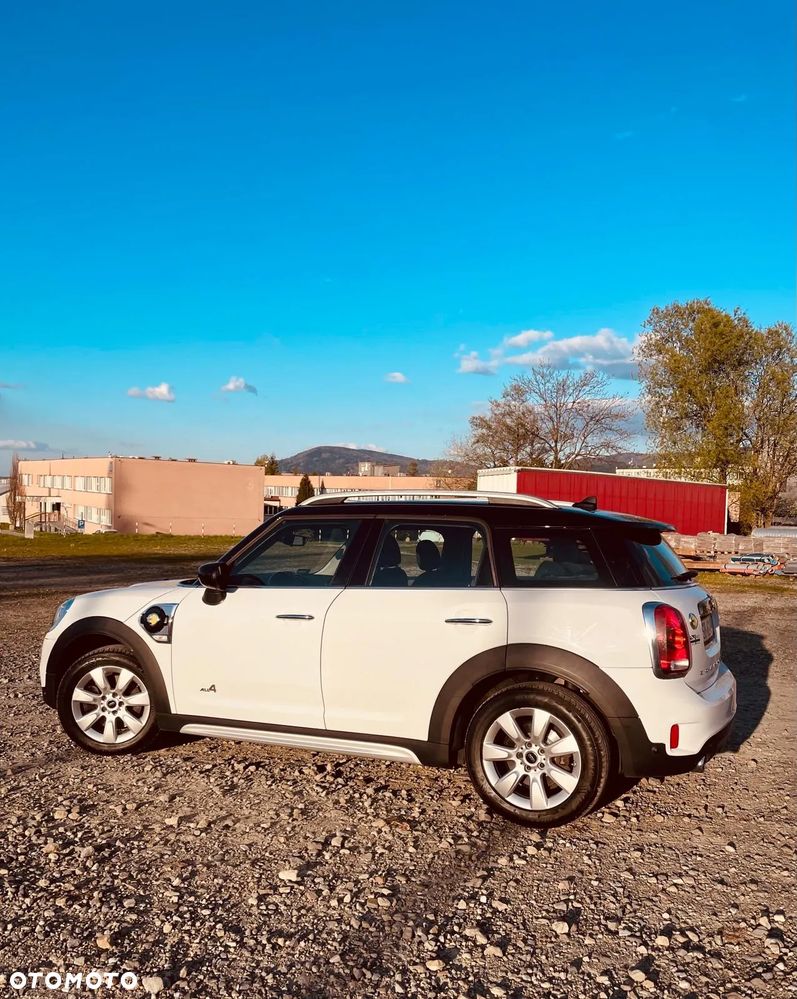 MINI Countryman Cooper SE ALL4 - 5