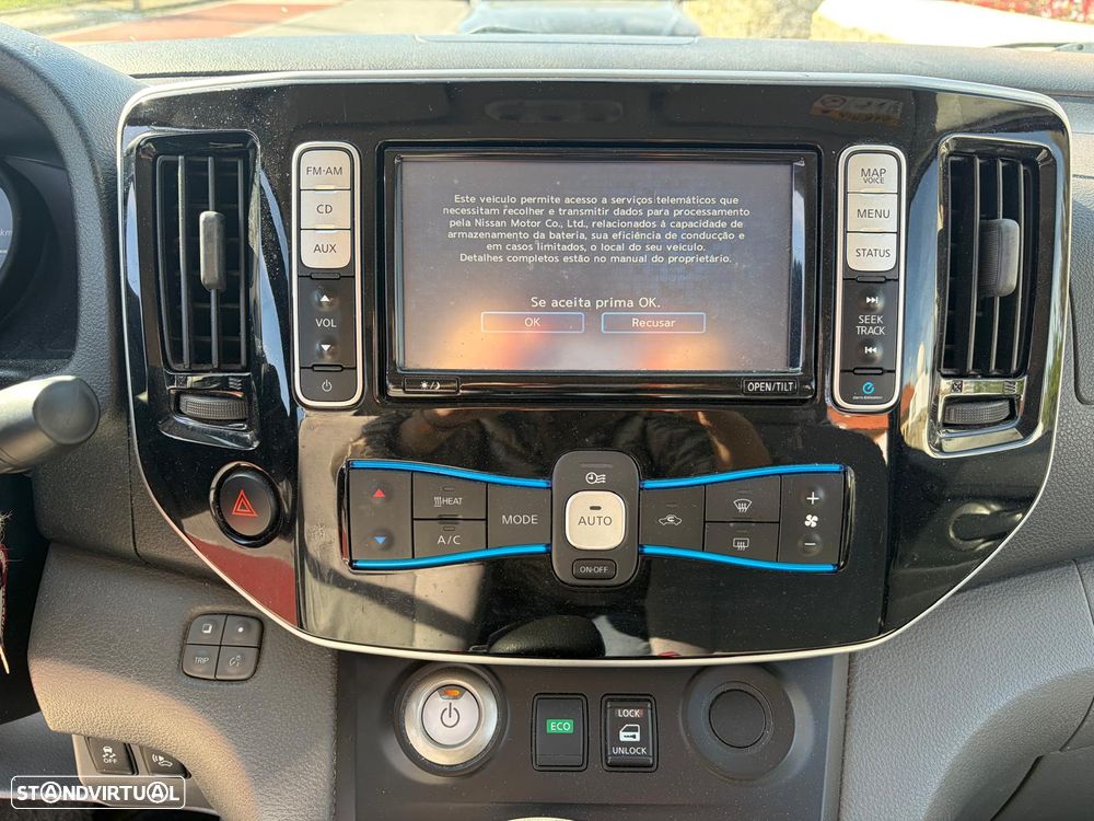 Nissan NV200 Combi - 8