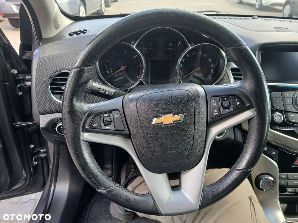 Chevrolet Cruze 2.0 D LT - 22