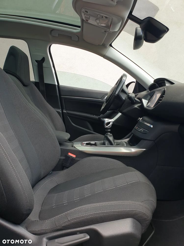 Peugeot 308 BlueHDi FAP 150 Stop & Start Allure - 31