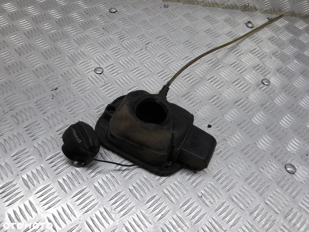 VW GOLF VI KOMBI 08-16 1.6 TDI KLAPKA KOREK WLEWU PALIWA 1K0010497C - 4