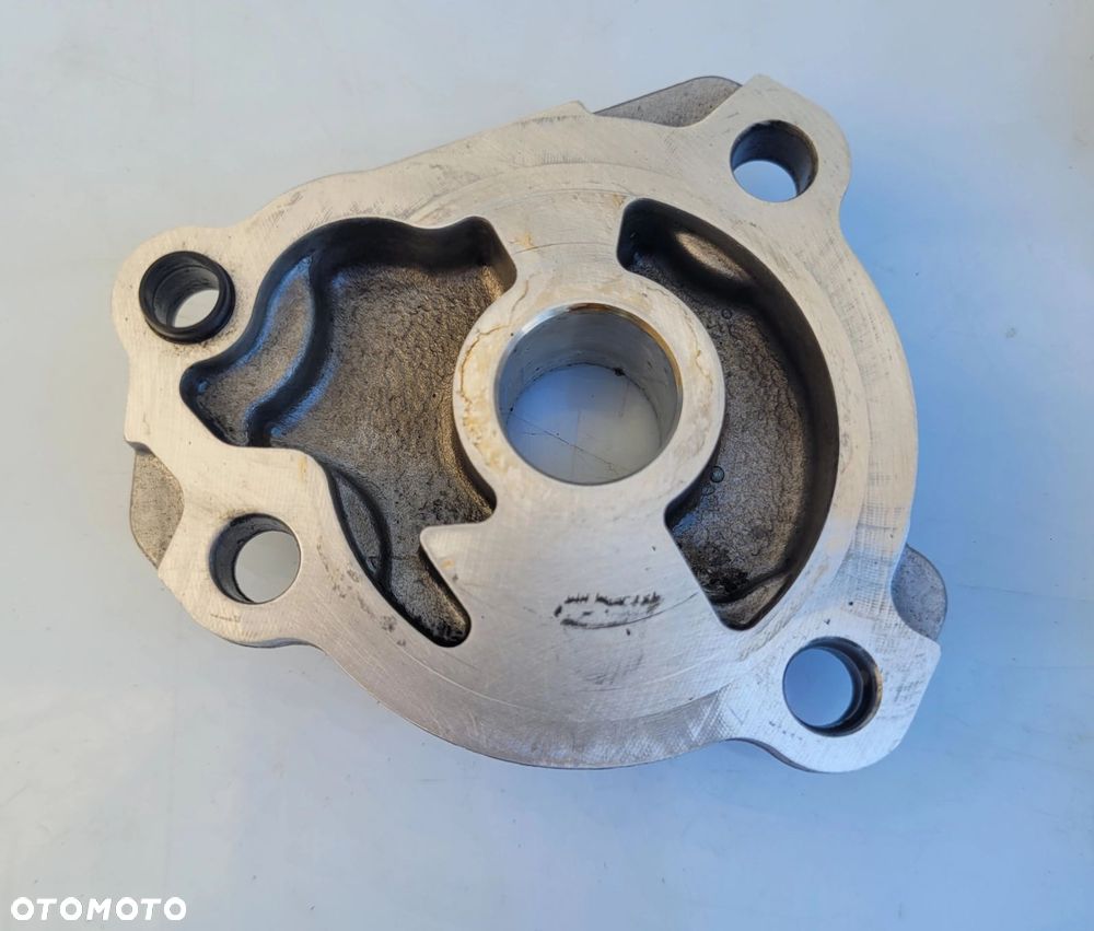 POMPA OLEJU BMW E60 E61 E65 E66 E70 E71 X3 E83 E90 E91 E92 M57N2 7792945 - 2