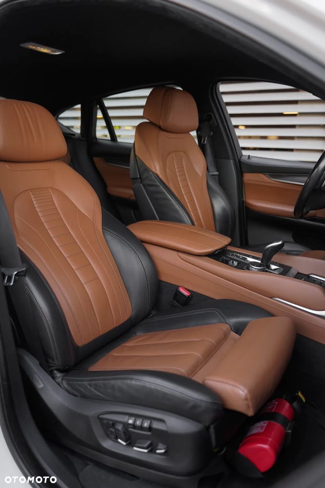 BMW X6 xDrive30d - 8