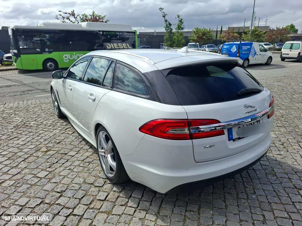Jaguar XF Sportbrake 2.2 D R-Sport - 9