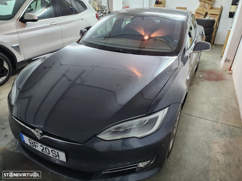 Tesla Model S Long Range - 2
