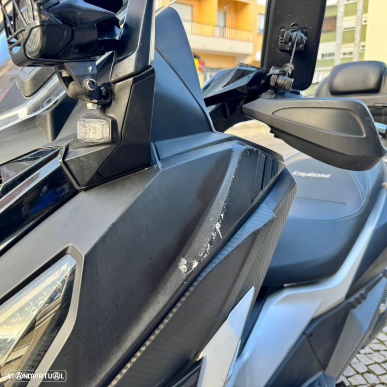 Sym Cruisym 125 - 23