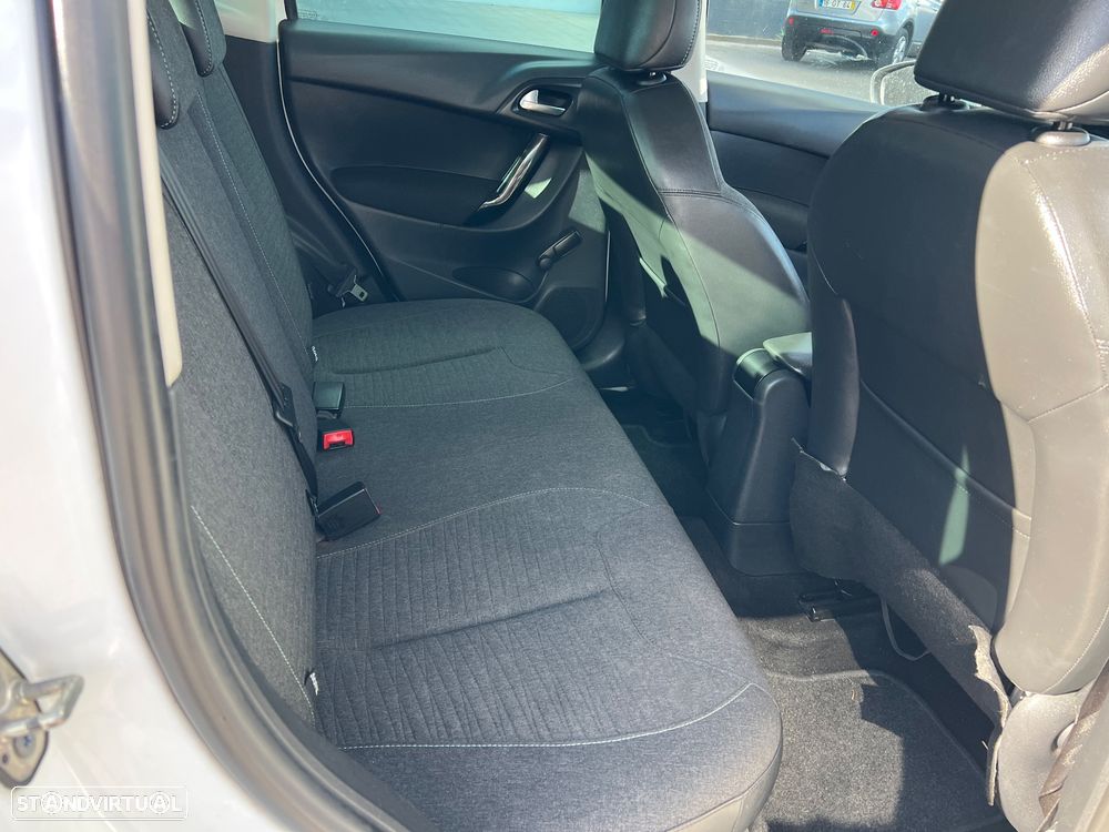 Citroën C3 1.2 PureTech Collection - 22