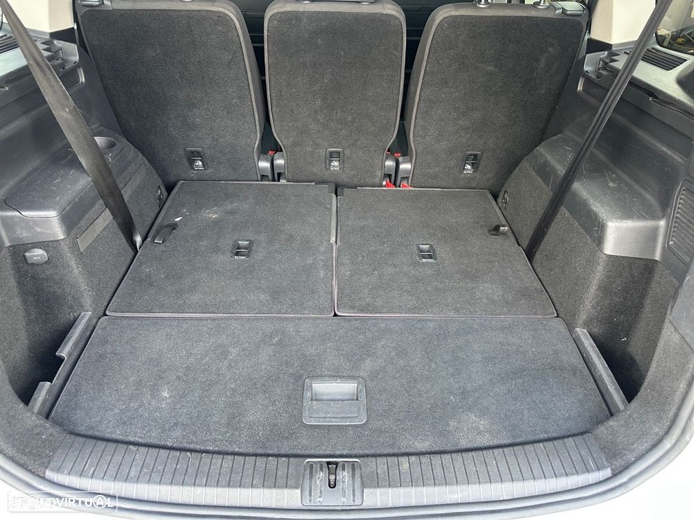 VW Touran 1.6 TDI Confortline - 7