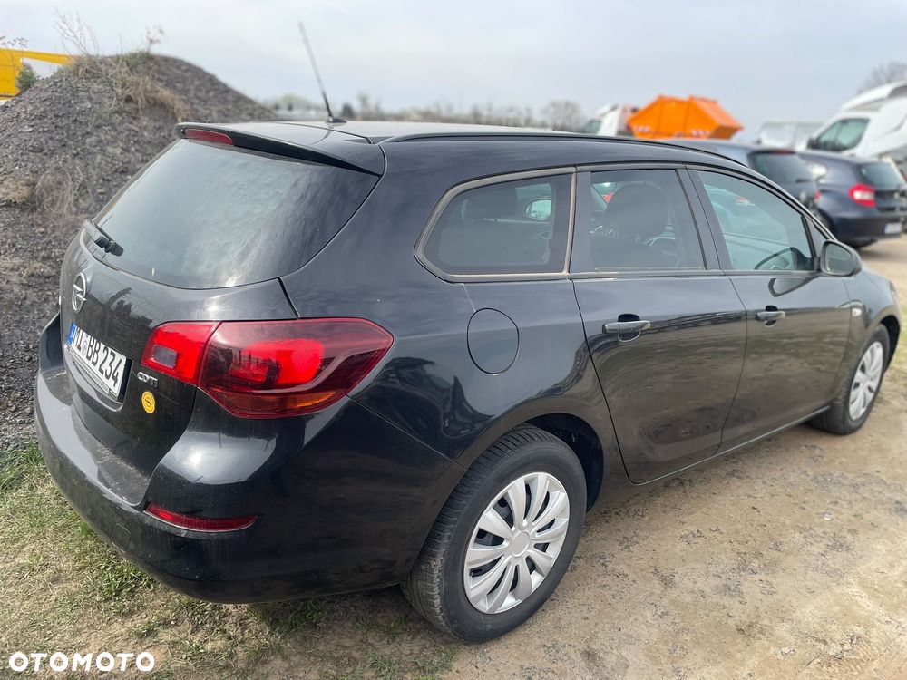 Opel Astra 1.7 CDTI DPF Innovation - 2