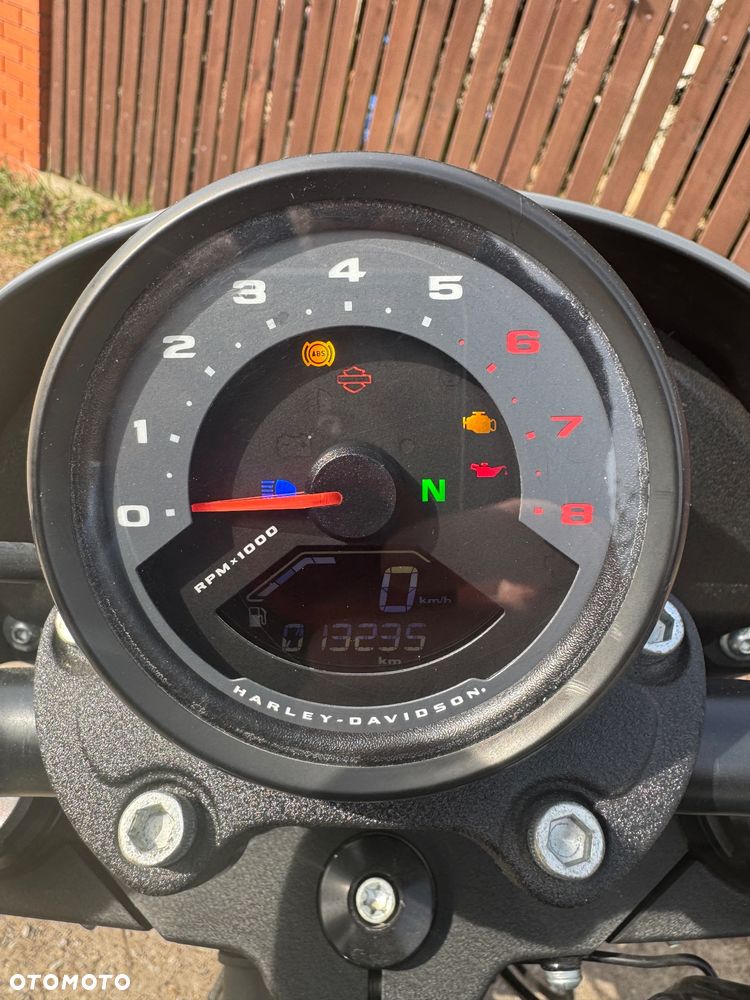 Harley-Davidson Softail Low Rider - 12